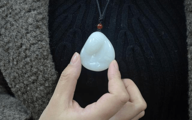 玩和田玉真的会“中毒”, 收藏玉器有门道, 藏玉、鉴玉还要找对人!