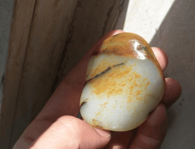 和田玉市场摊位“缩水”, 和田玉是不是走向了枯竭