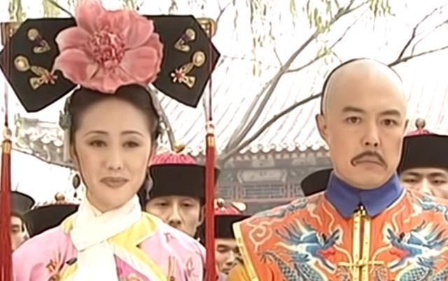 還珠: 十五阿哥出生, 紫薇問了令妃一句話, 她的回答暴露了野心