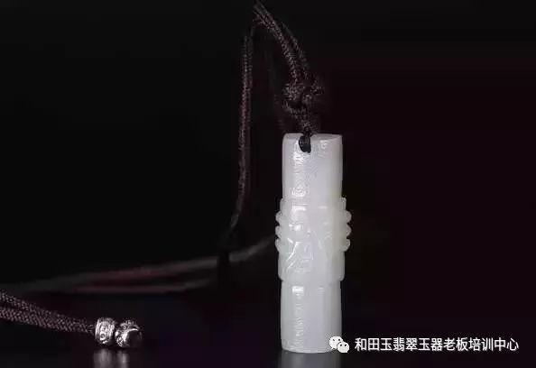 50000元1克! 9克的和田玉籽料竟要45万?——那我们买的起吗?