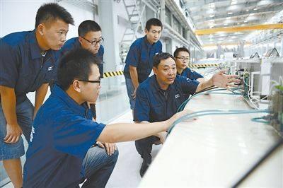 美国为何不造高铁, 反而让中国称第一, 背后的原因你肯定想不到