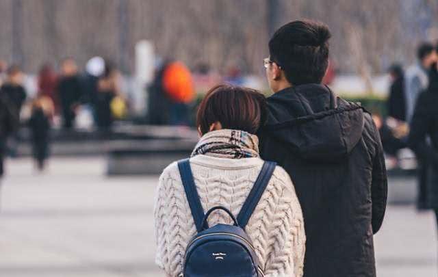 大街上有人问你借3元、13元, 为什么千万不能借?