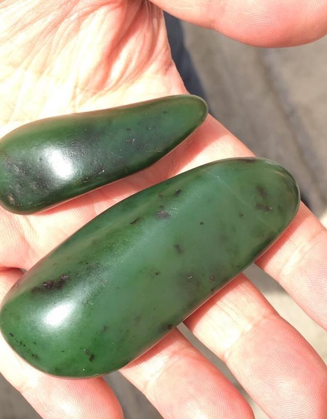 最新消息!!和田玉身价暴涨 商家忧心市场面临崩盘