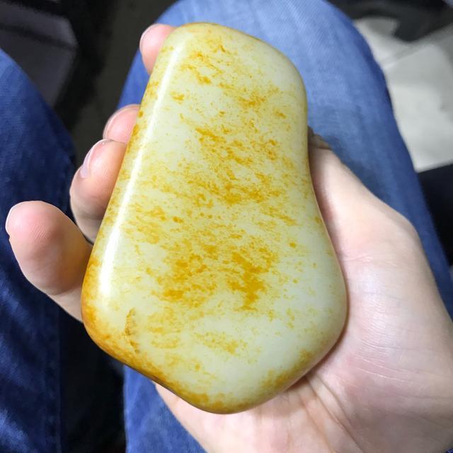 物以稀为贵, 说说这些年你遇到的比较稀少的和田玉!