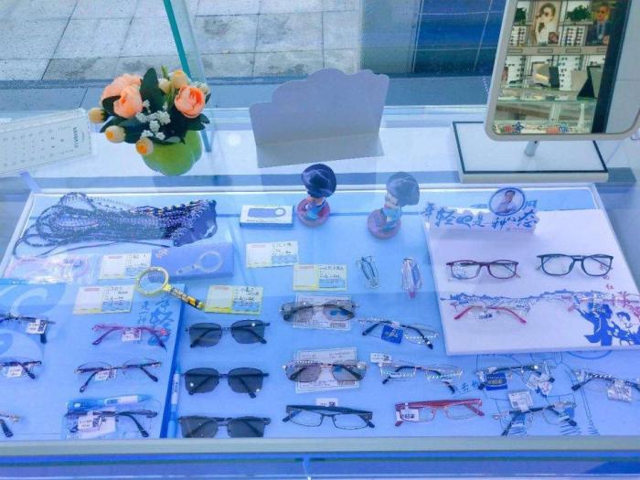 医学验光 科学配镜 驻马店舒视康眼镜让消费者即刻拥有精彩视界