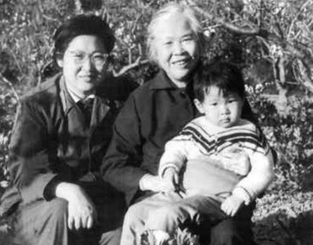 紅軍女英雄: 賀子珍