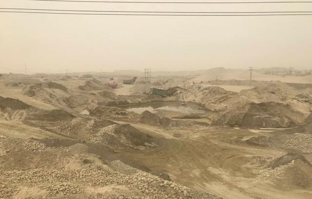 和田玉籽料“采玉”点考察