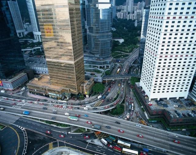 手里有50万, 是买房还是存银行? 听完专家的话, 我是懂了