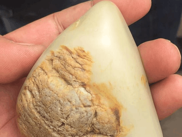 顶部竖裂, 侧面横切裂, 背面网状裂, 这块和田白玉独籽还有救吗?