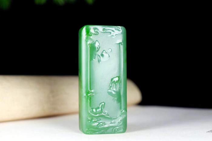 别具魅力的碧玉, 和田玉中的潜力股