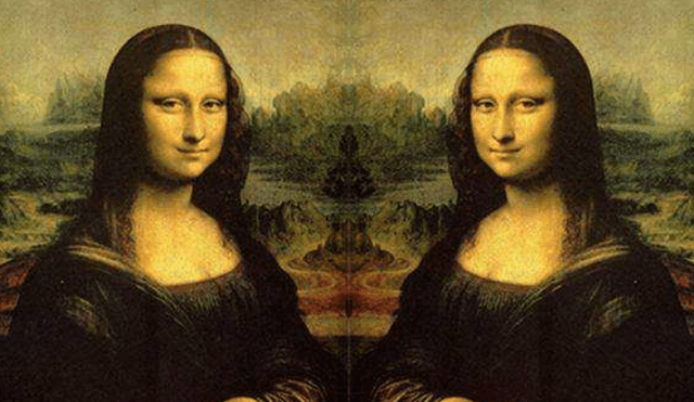 达芬奇无论从哪个角度欣赏画作, 画中的外星人贵夫人都在对着你诡异的笑着