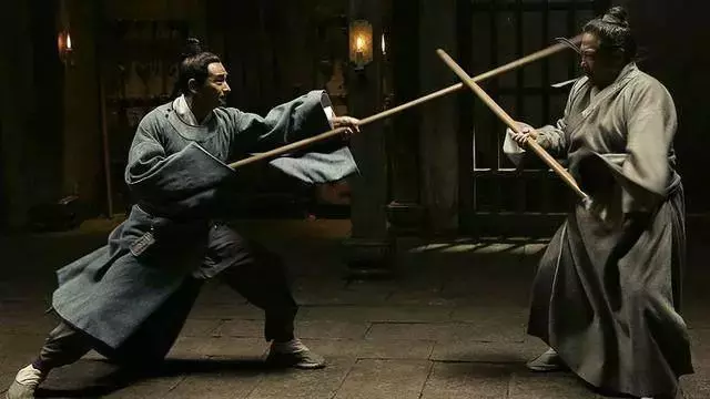 几千矿工打群架, 死伤几百, 却被此将军看上, 成中国最强军队之一