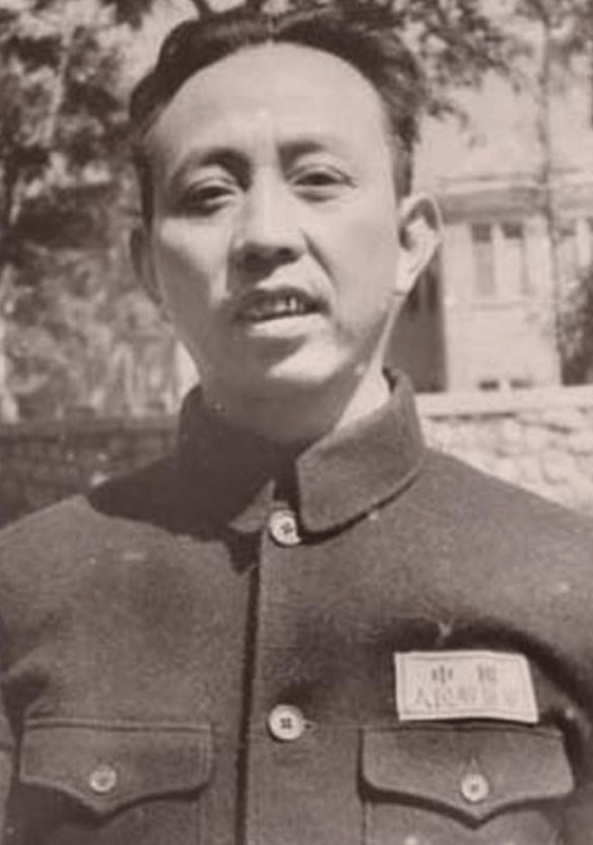 建国后第一个被刺杀的高官, 曾是主席的贴身秘书, 儿子儿媳全是将军