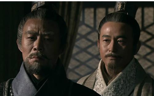 为什么嬴驷当了秦王后要杀了商鞅?