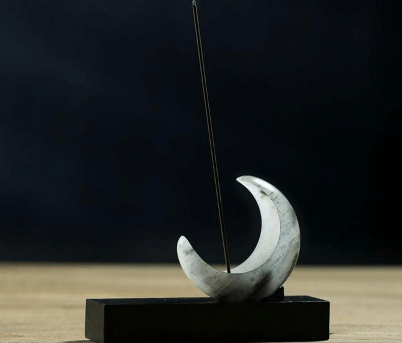 新疆和田玉籽料的下脚料值钱吗?