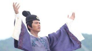 袁天罡儿子过江, 看了船上客人一眼, 赶紧下船, 生死真是一线间