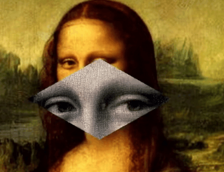 达芬奇无论从哪个角度欣赏画作, 画中的外星人贵夫人都在对着你诡异的笑着