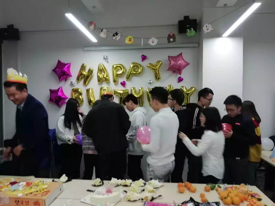 畅想生日会,狂欢圣诞节 | 准度科技12月集体生日会,融融一家亲! 畅想生日会,狂欢圣诞节 | 准度科技12月集体生日会,融融一家亲!