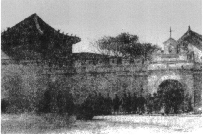 发生于1897年的巨野教案, 使清政府几乎丢掉了一个省的管辖权