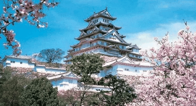 为什么南京和北京在中国, 东京在日本?