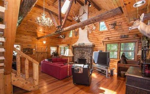 为什么美国人宁愿房子被吹走也不愿建水泥房？