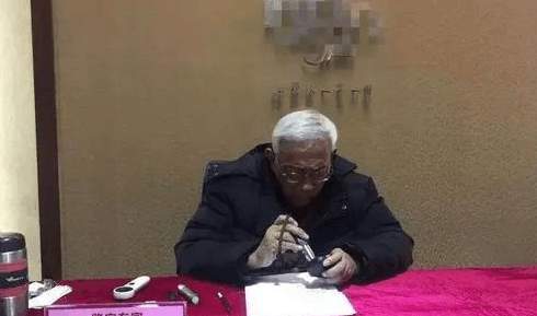 专家鉴定的和田玉值几千万, 实际几百万, 专家你怎么了?