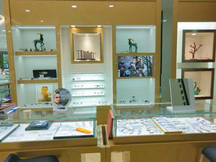 医学验光 科学配镜 驻马店舒视康眼镜让消费者即刻拥有精彩视界