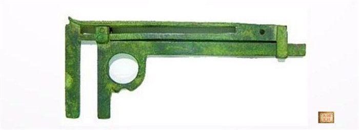 这些乱入的古代文物, 你们是不是走错了片场, 请做一个正经文物