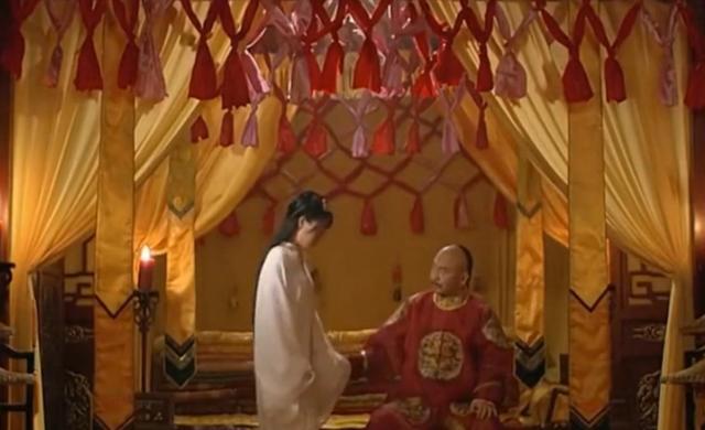 清朝皇宫里有一机构, 专为皇帝服务, 后宫妃子在他们面前毫无秘密