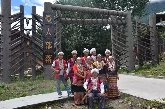 中国第“57”个民族: 一夫多妻, 严禁外国人进入