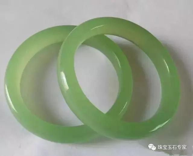 最新消息: 花2.8万买的“和田玉”竟是大理石