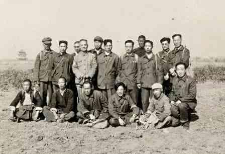 實拍明定陵考古現場: 郭沫若親臨現場指導, 最后一張是萬歷的尸骨