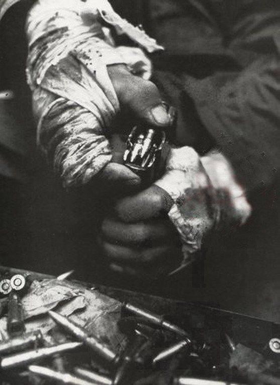 对越自卫反击战珍贵照片, 最后一张场面让人心痛!