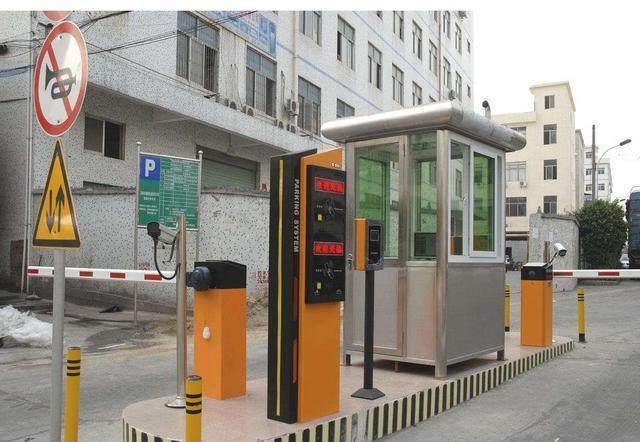停车4个月被收费6000元 车主说车不要了