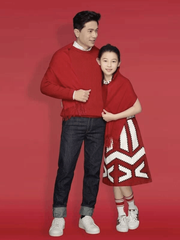 雷军女儿曝光, 虎父无犬女系列, 网友: 基因好就是不一样