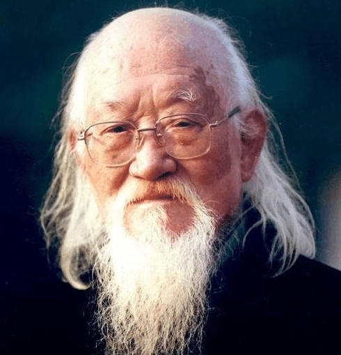 李小龙师兄: 一掌劈死美拳王, 三招打败日拳王, 活了119岁