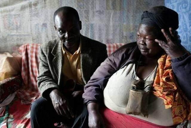 非洲部落的第一美人, 长得太美了, 老公日夜担心她会被人夺走!