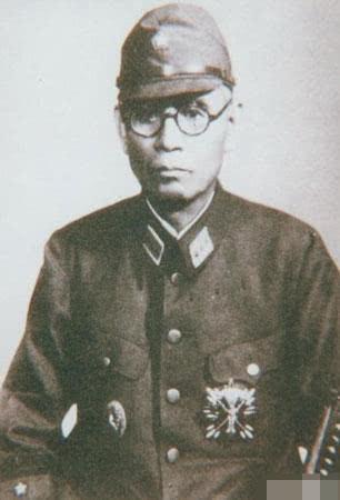 同为大将的山本五十六与冈村宁次谁的权利更大? 为什么?