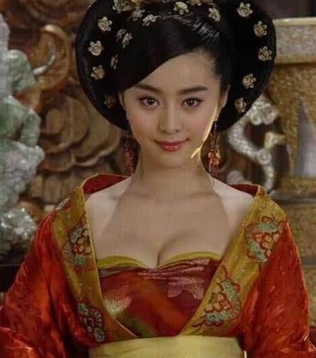 史上唯一的处女皇后, 死后被封为神, 盗墓贼见了她的陵墓都绕道走
