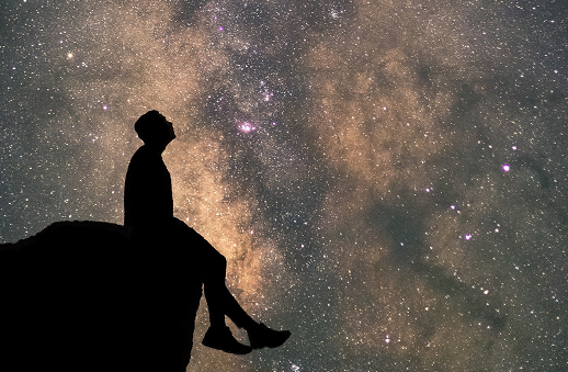 天生“贱骨”的四大星座，你越冷漠，他越爱你