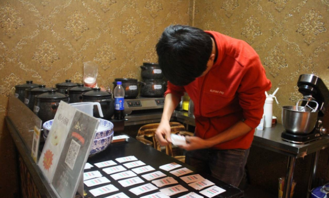 重庆小伙发明扑克麻将，有人出价1000万买专利被拒！