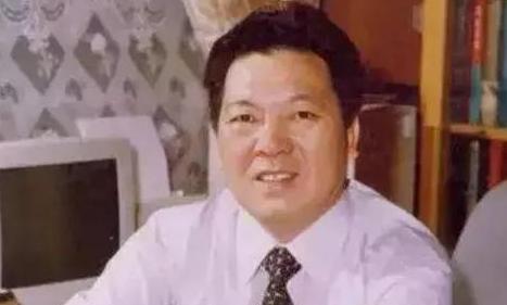 车晓|“中国第一败家子”:5000万娶车晓,10年败光125亿,今沦为笑柄