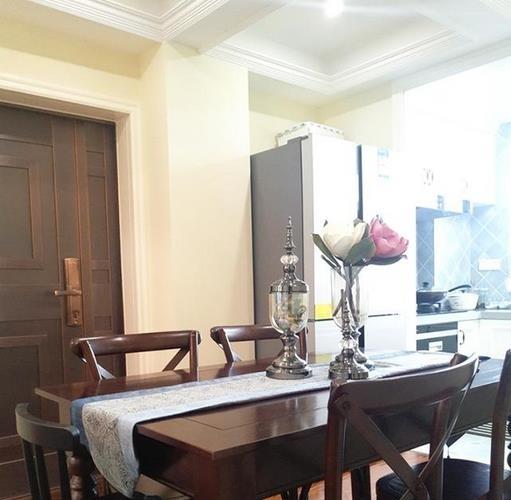 老公铁了心，硬买“一梯一户”户型，完工后出电梯我看懵了，服气