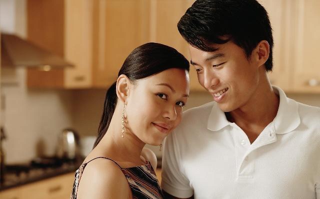 阿姨，租房挺便宜的，婚房不买行吗？行，做上门女婿