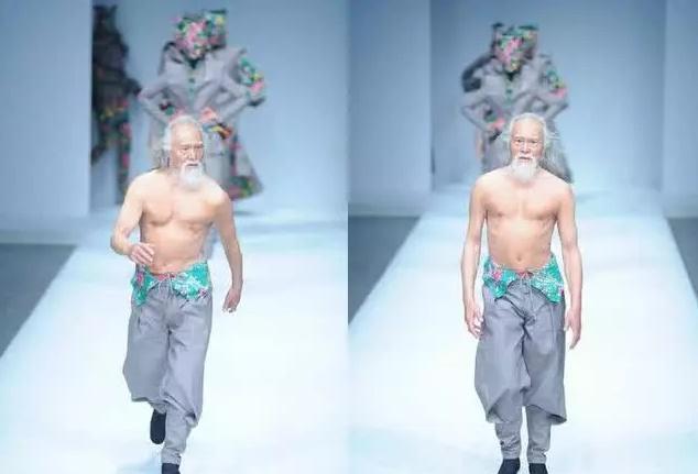 被称为“最帅大爷”，82岁一身肌肉，76岁妻子美腿勾人~