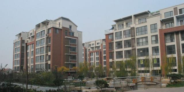 一旦房价下跌，最倒霉的不是那些手上有房的投资客，而是这些人