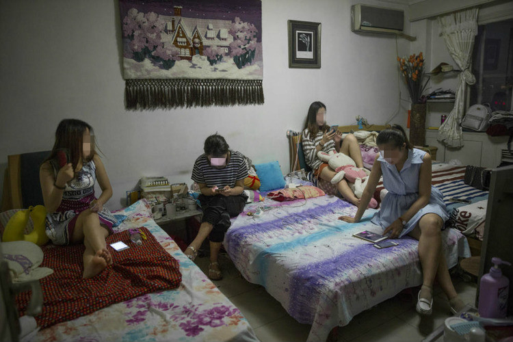 上海黄金地段房租每月800元？一户人家130平成32人“女生宿舍”！