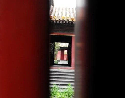 故宫|故宫仍有4成区域不开放，门缝后的景象，破败的让人心惊