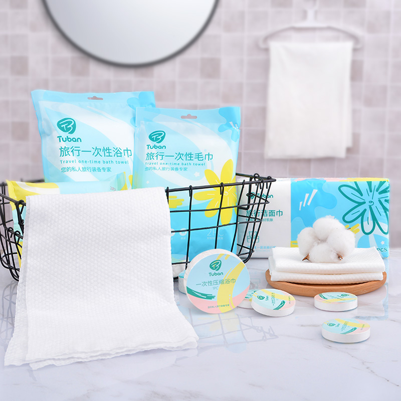 出门旅行住酒店，爱干净的人都会带这4样隔脏工具，干净实用很便携