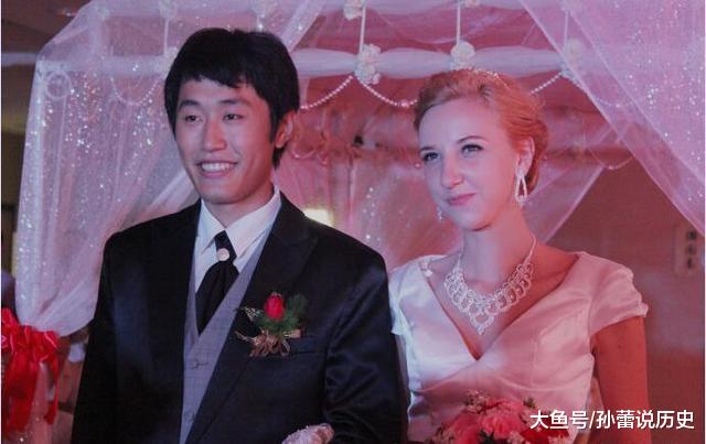 中国小伙娶俄罗斯女孩，看到二人生的孩子，许多人想出国旅游